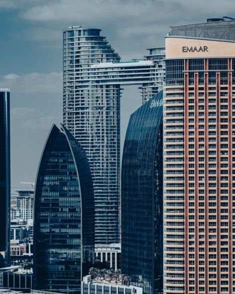 Dubai architecture and city surroundings